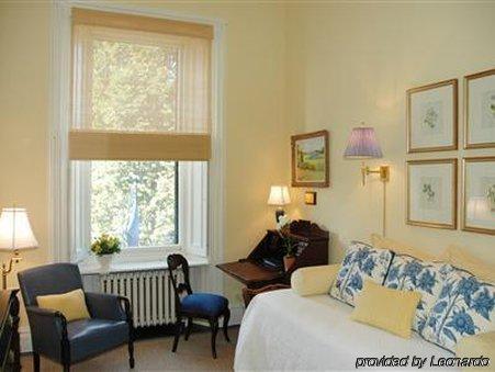 The College Club Of Boston Bed and Breakfast Rum bild