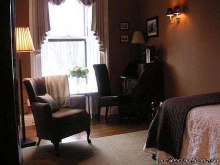 The College Club Of Boston Bed and Breakfast Rum bild